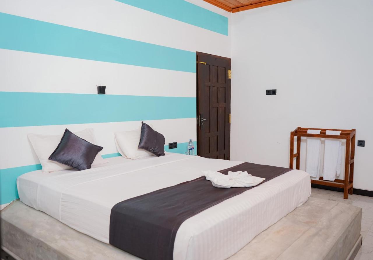 Anoo Beach Villa ตรินโคมาลี ภายนอก รูปภาพ